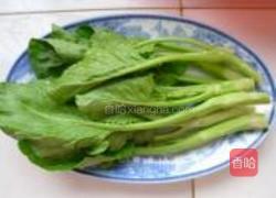 家常白灼芥蓝的做法图解1