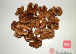 老醋核桃仁的做法图解2