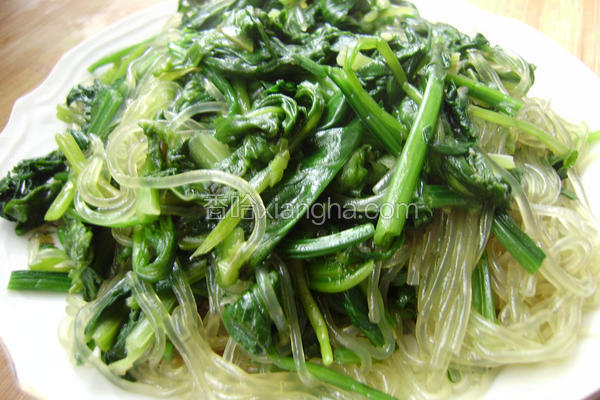 菠菜炒粉条