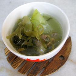 冬瓜海带丝排骨汤的做法[图]