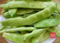 香菇烧豆角的做法图解1