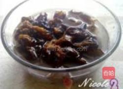 凉拌剁椒木耳的做法图解2