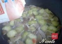 快手鲜蘑丝瓜蛋汤的做法图解4