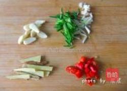 香酥鱼干的做法图解2