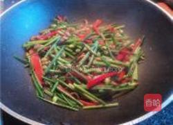 肉丝炒韭菜花的做法图解6