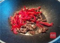 肉丝炒韭菜花的做法图解2