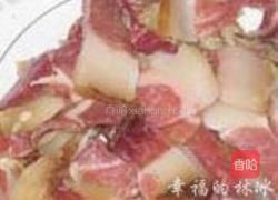 酢广椒炒腊肉的做法图解1
