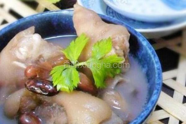 芸豆炖猪蹄