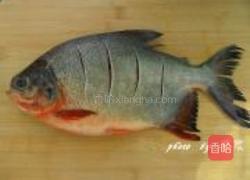 红烧鳊鱼的做法图解1