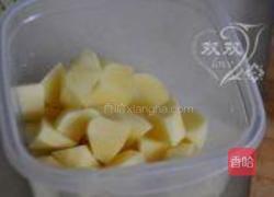 土豆炖油豆角的做法图解2