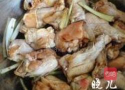 耗油啤酒鸡翅根的做法图解3