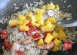 泰式黄梨炒饭的做法图解5