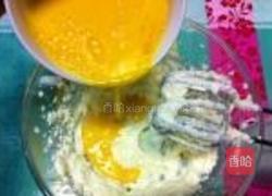 榛子蛋糕的做法图解3