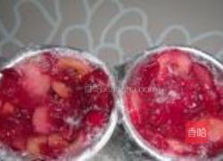 樱桃冰淇淋炸弹的做法图解5