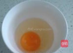 微波炉酱油鸡蛋的做法图解2