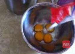 香蕉戚风蛋糕的做法图解5