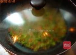 芹菜叶胡萝卜煎饼的做法图解8