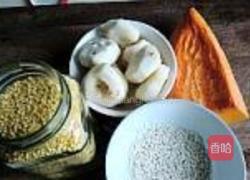 荸荠南瓜小米粥的做法图解1