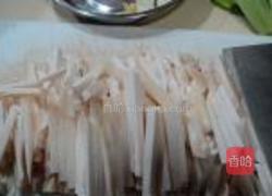 鲜蘑菇焖乌冬面的做法图解1