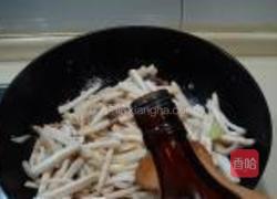 鲜蘑菇焖乌冬面的做法图解4
