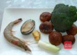 鲍鱼大虾捞面的做法图解1