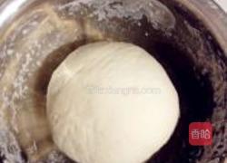黑芝麻双色馒头的做法图解3