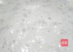 鸡蛋韭菜粉丝包的做法图解3