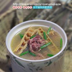 老鸭笋干煲的做法[图]