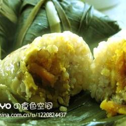 绿豆蛋黄粽子的做法[图]