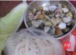 蛤蜊汤河粉的做法图解1