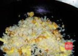 六月鲜酱油炒饭的做法图解7