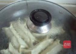 白菜猪肉锅贴的做法图解17