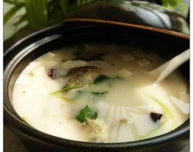 玉竹鱼头豆腐汤[图]