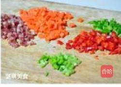 蛋蔬腊味饭的做法图解2