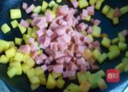 南瓜奶油拌面的做法图解4