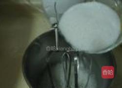 戚风蛋糕的做法图解9