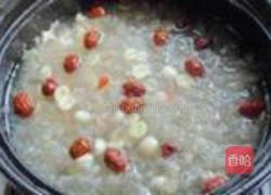 冰糖银耳莲子羹的做法图解12