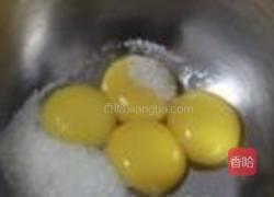 蜜红豆戚风蛋糕卷的做法图解2