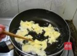 咖喱芹菜鸡蛋饼的做法图解4