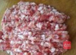 锅贴的做法图解1