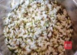 槐花鸡蛋煎饼的做法图解1