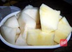 冰糖雪梨苹果汁的做法图解2