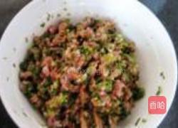 香椿肉末锅烙的做法图解4