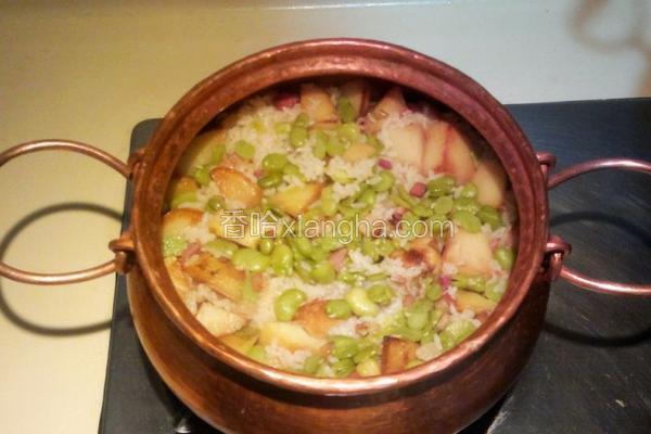 云南铜锅焖饭