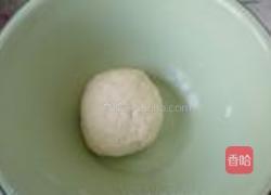 菠萝火腿花边比萨的做法图解4