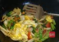 素菜炒面的做法图解8