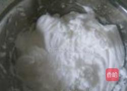 戚风蛋糕的做法图解3