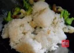 剁椒双花炒饭的做法图解7