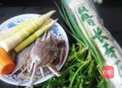 梭子蟹杂蔬面的做法图解1