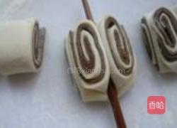 双色花卷的做法图解6